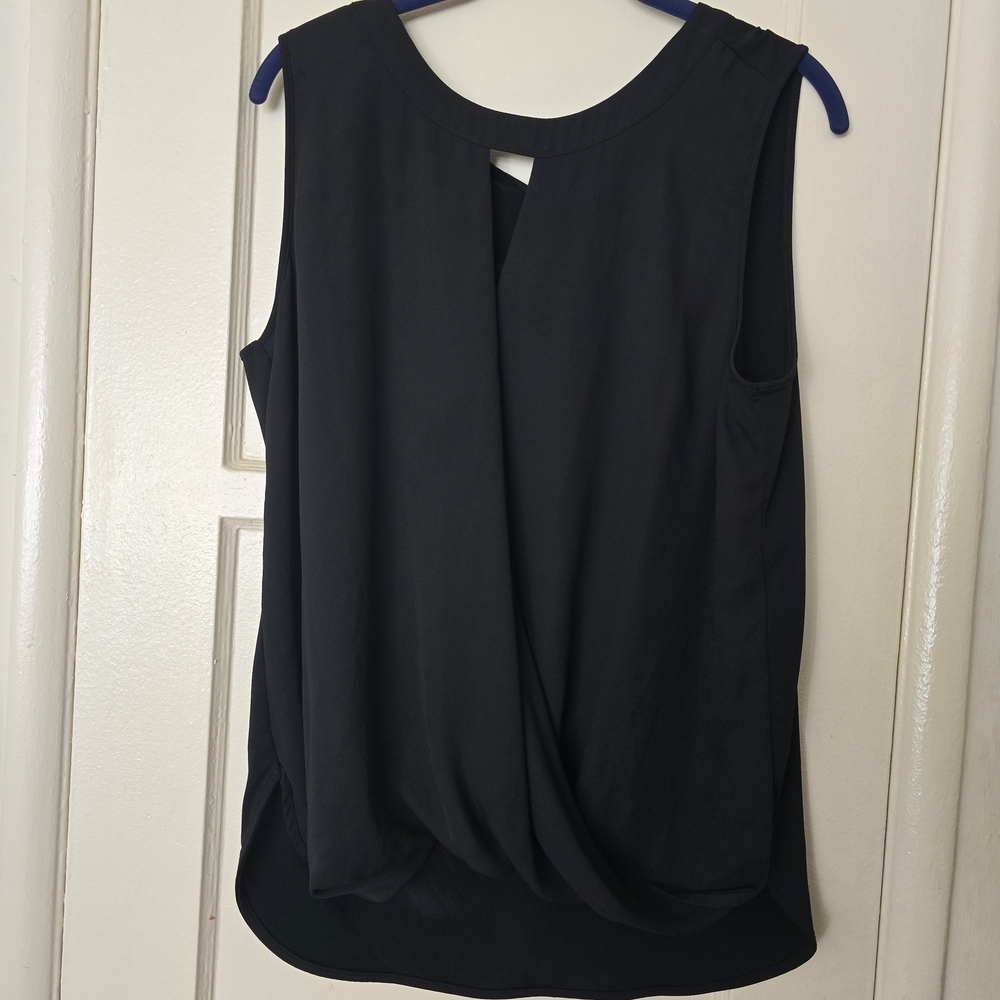 41 Hawthorn Black Sleeveless Blouse